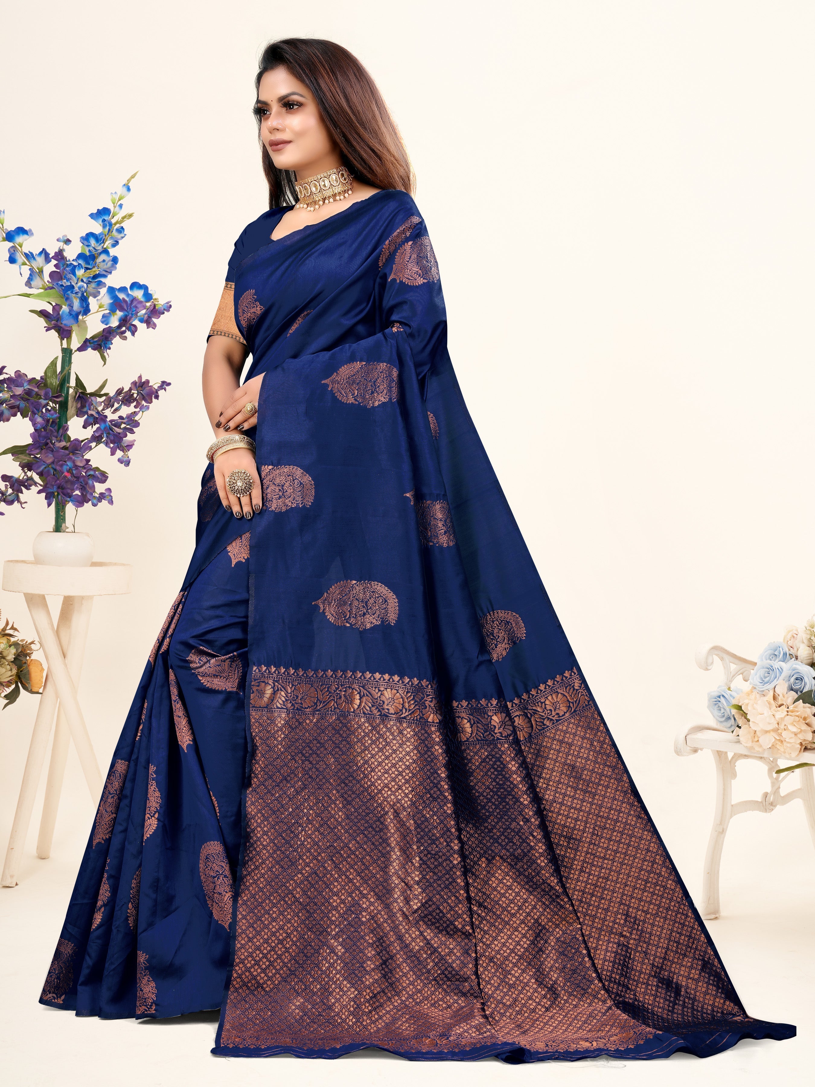Vedant Vastram Litchi Silk Designer Banarasi Saree - Navy