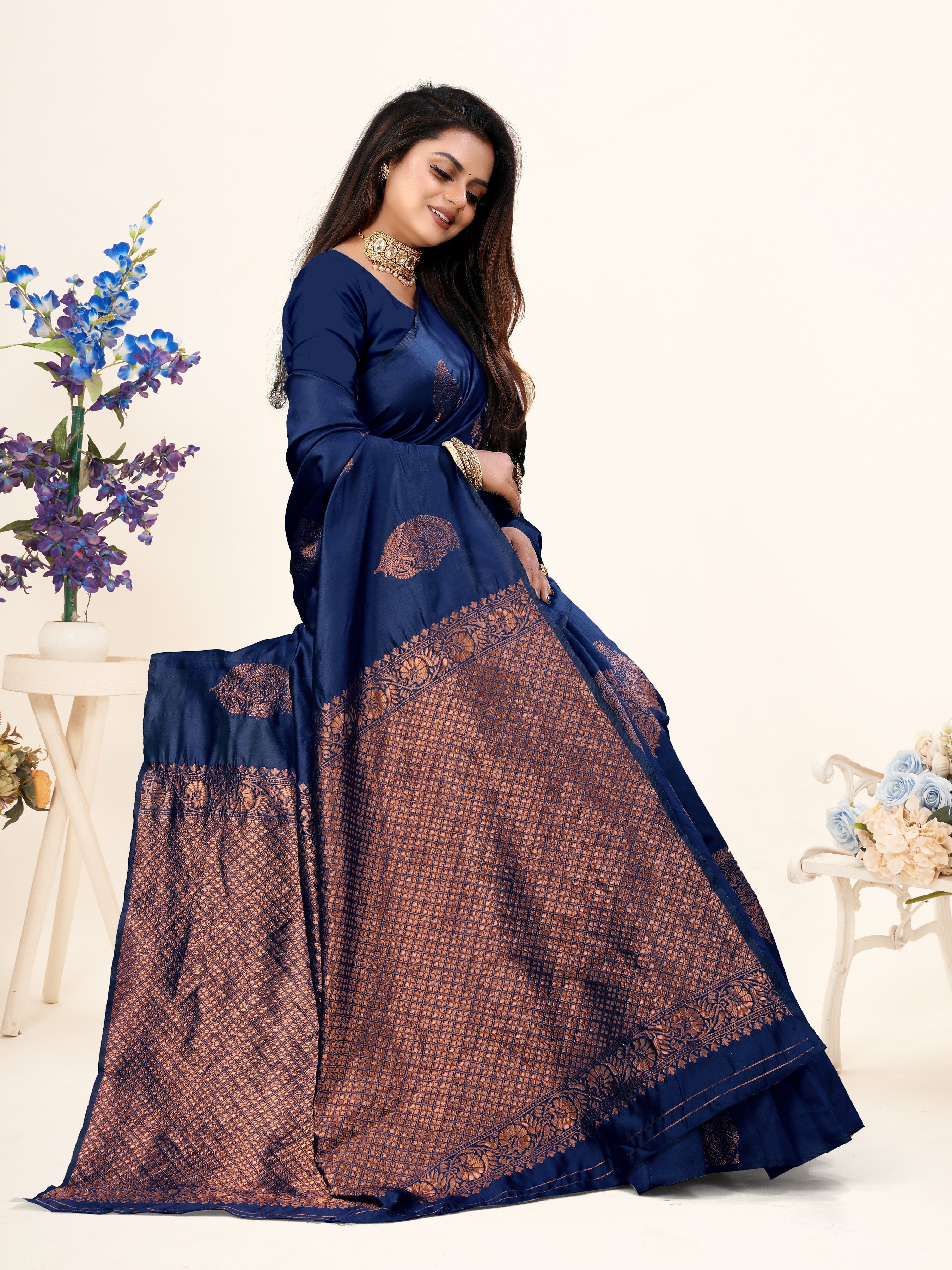 Vedant Vastram Litchi Silk Designer Banarasi Saree - Navy