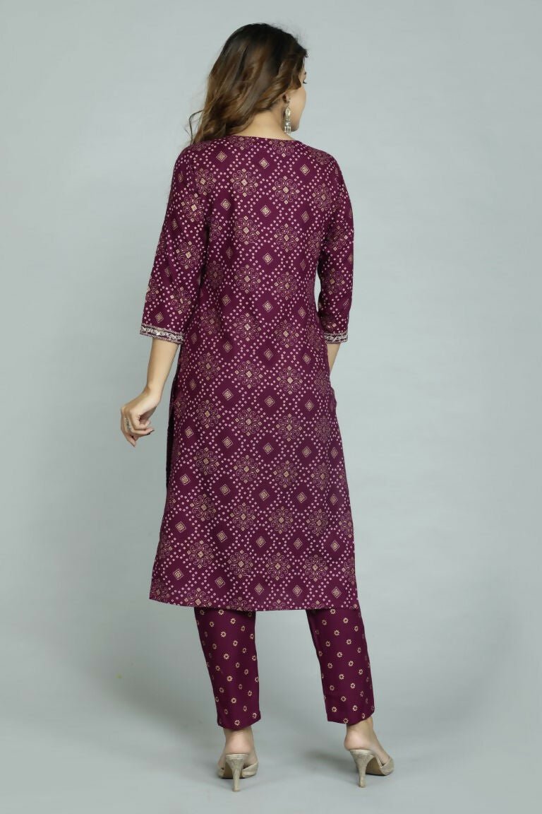Alvano Women's Attractive And Stylish Rayon A Line Kurta With Pant And Dupatta