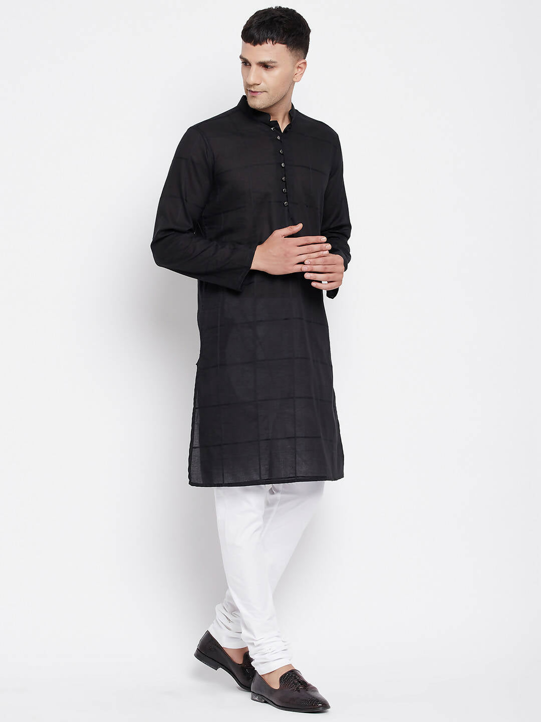Even Apparels Pure Cotton Men's Kurta in Black Color With Band Collar