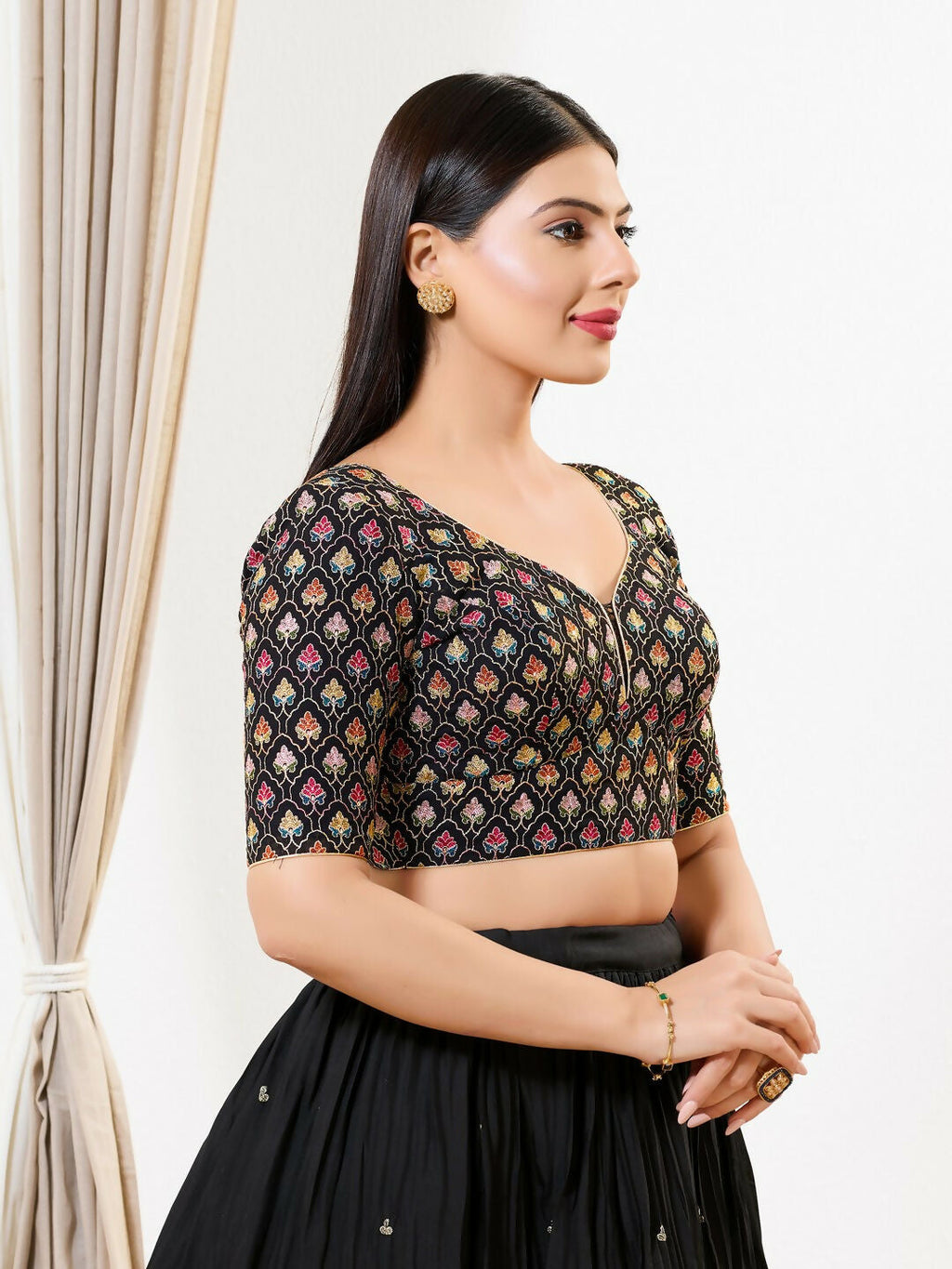 Joban Fashion Black Silk Padded Blouse With Sweetheart Neck Elbow Sleeves