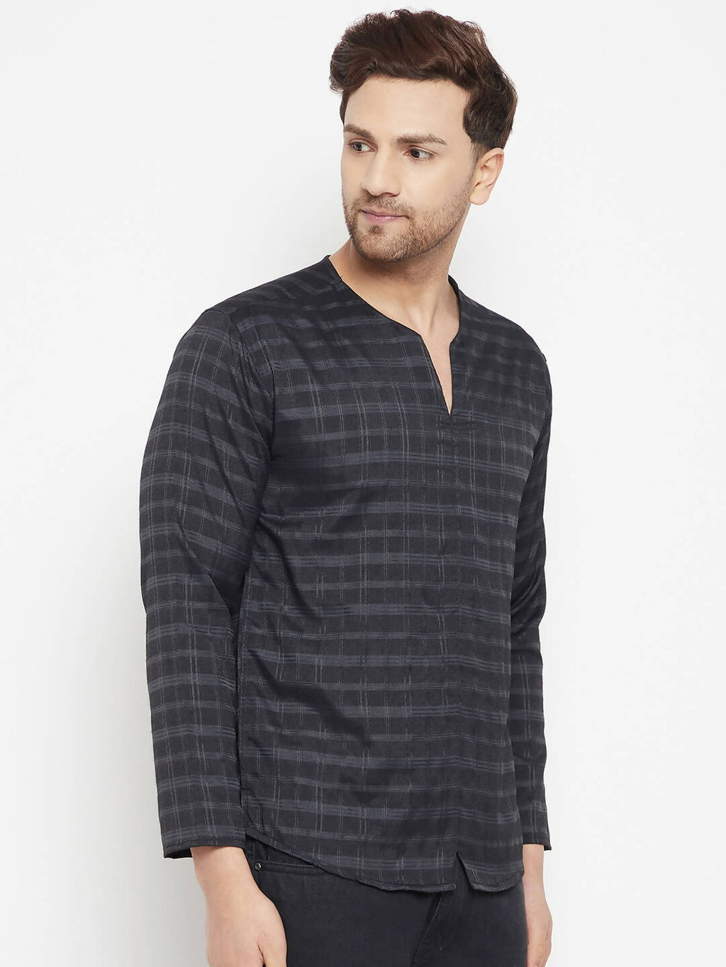 Even Apparels Black Color Viscose Men's Kurta With Slit Neckline