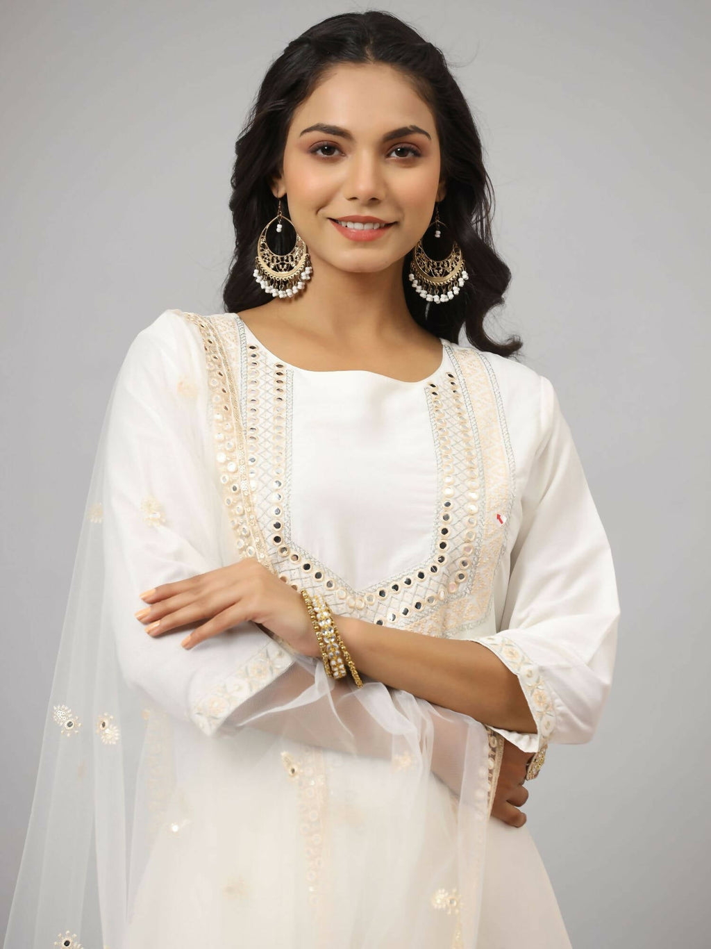 Juniper Women's White Chinnon Solid Embroidered Kurta Set