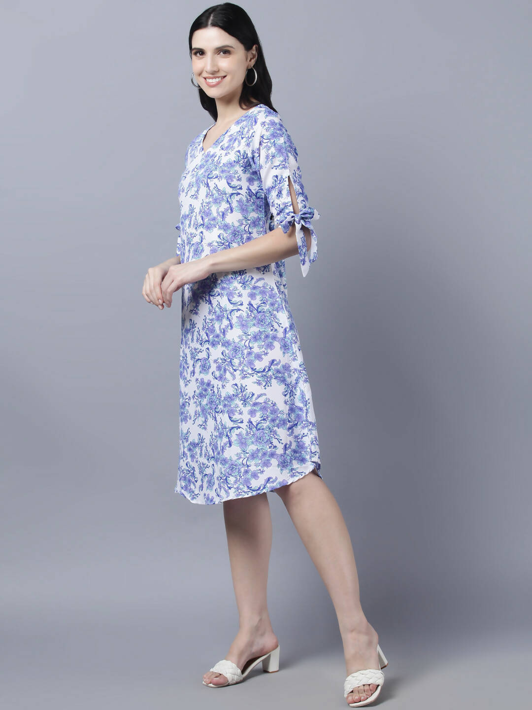 Myshka Women White Blue Printed A-Line Dress