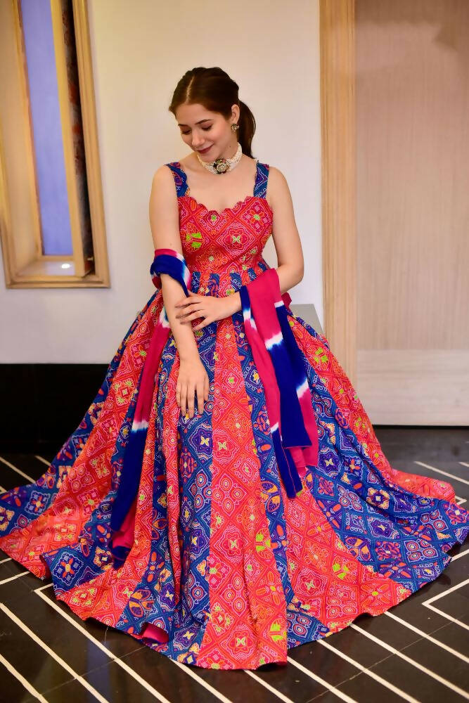 Partywear Designer Green Yellow Pure Maslin Gown - Anbazaar