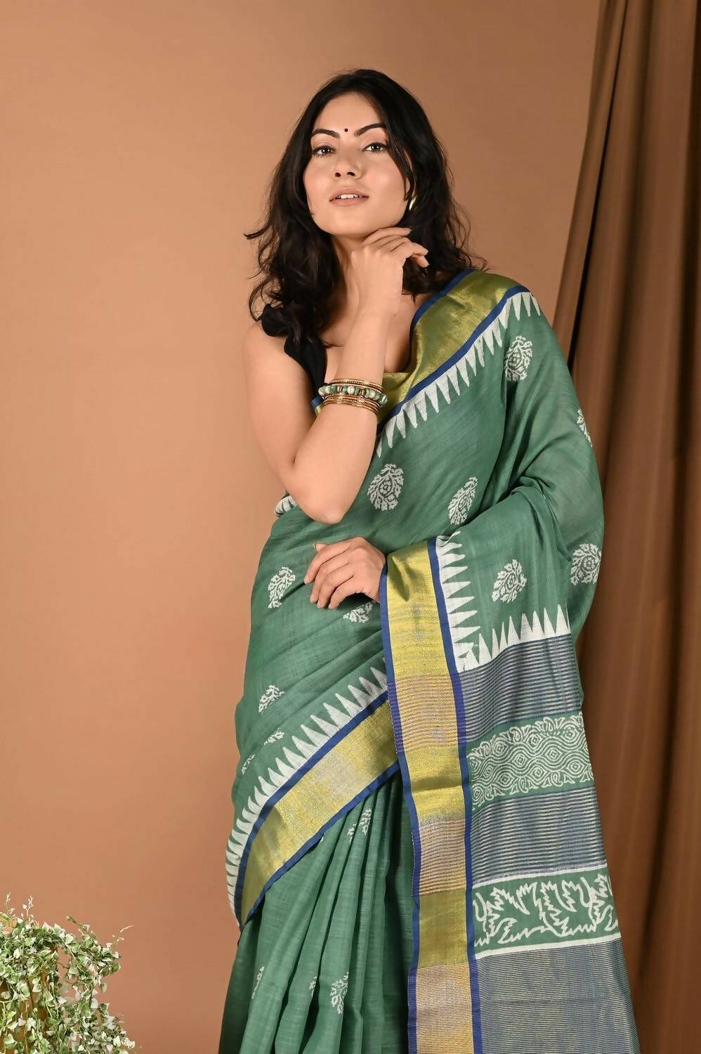 Very Much Indian Pure Cotton Handloom Saree With Intricate Borders - Green