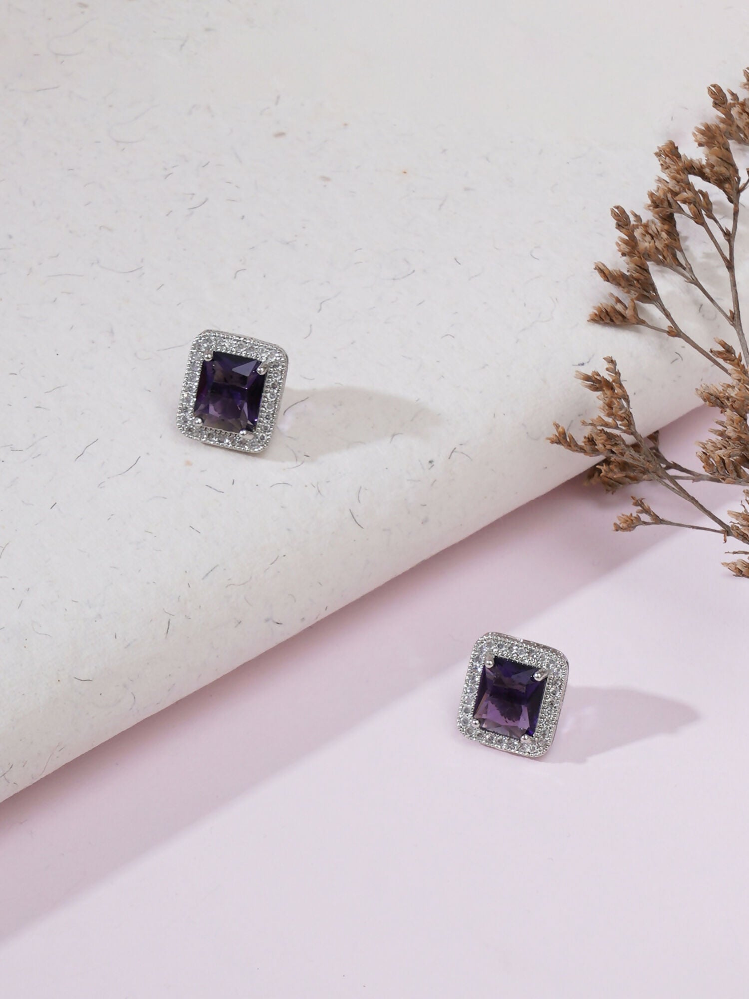 stone stud (purple) - Ruby Raang
