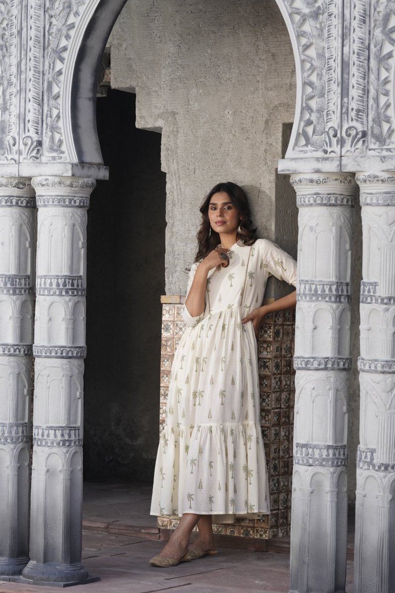 Ahalyaa Tropical Printed Gathered Empire Ethnic Dress