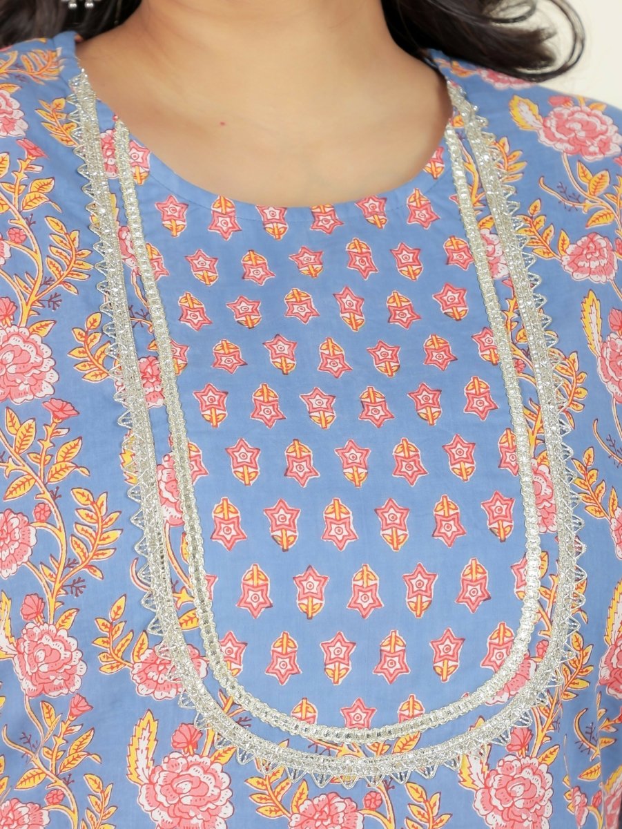 Aramya Straight Soft Cotton Floral Print Women's Kurta - Blue