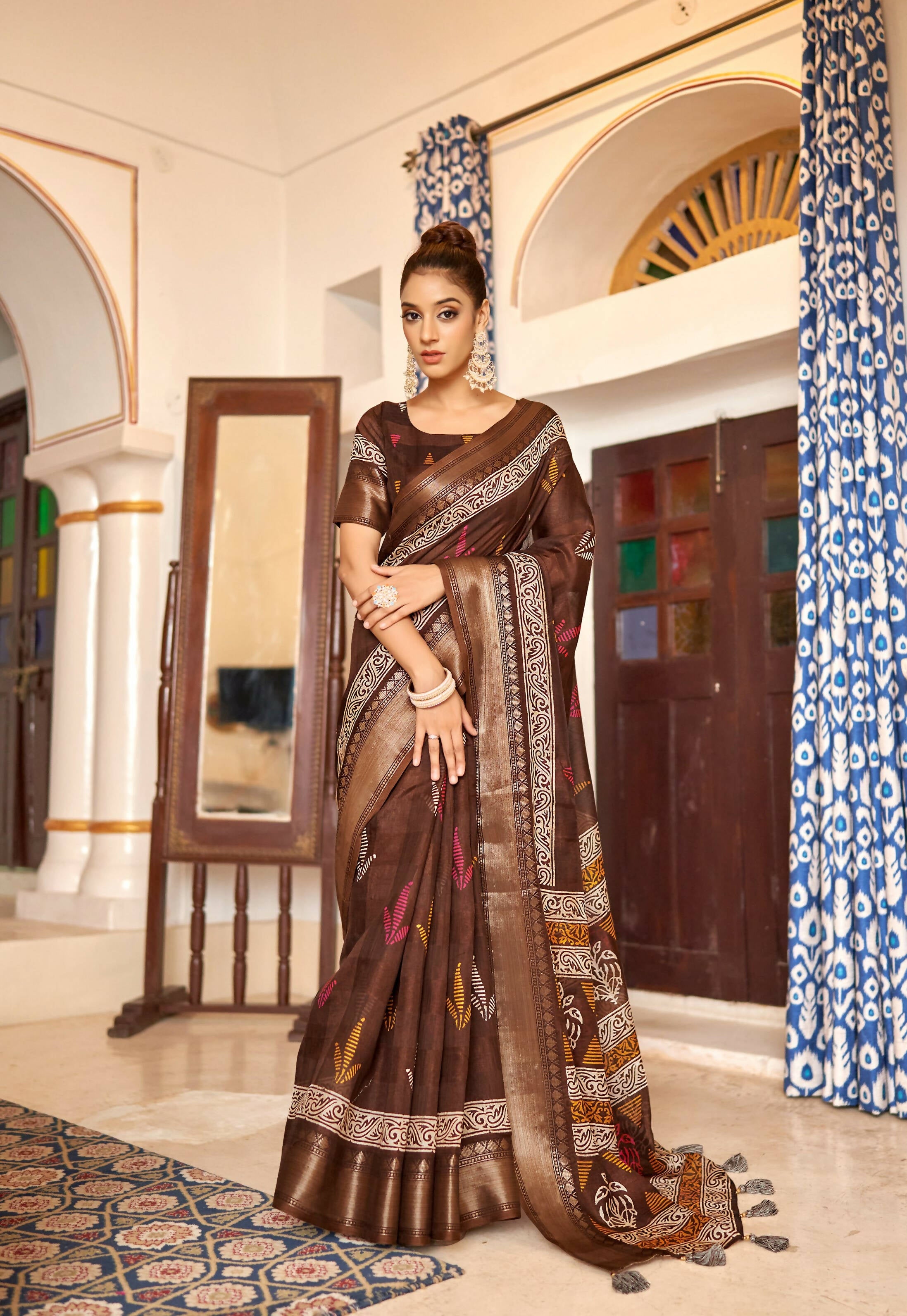 Dark Brown Patta Poly Cotton Floral Printed Saree With Unstitched Blouse Piece - Shades