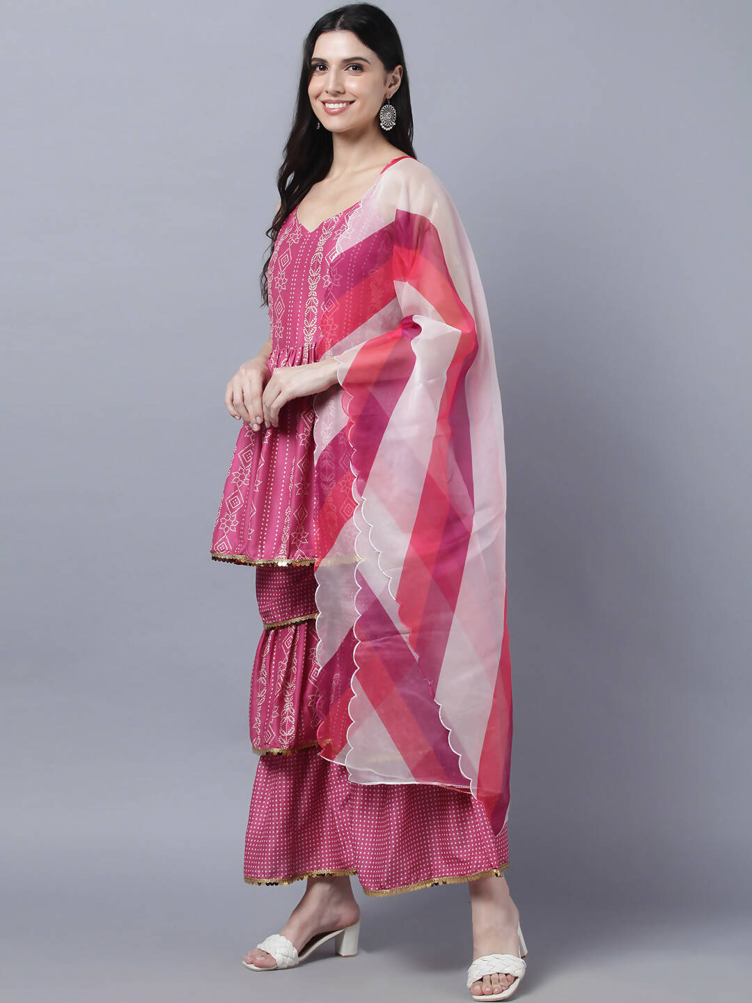 Myshka Stylish Pink Sleeveless Women's Kurta Sharara with Dupatta Set