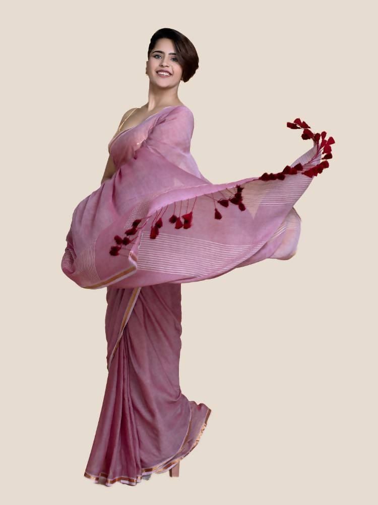 Suta Women Maroon Mul Cotton Saree With Zari Border And Ghicha Pallu