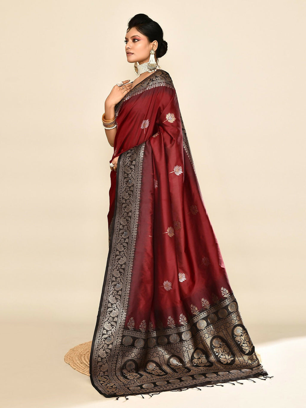 Joban Fashion Maroon & Black Plain With Weaving Border Banarasi Silk Sarees