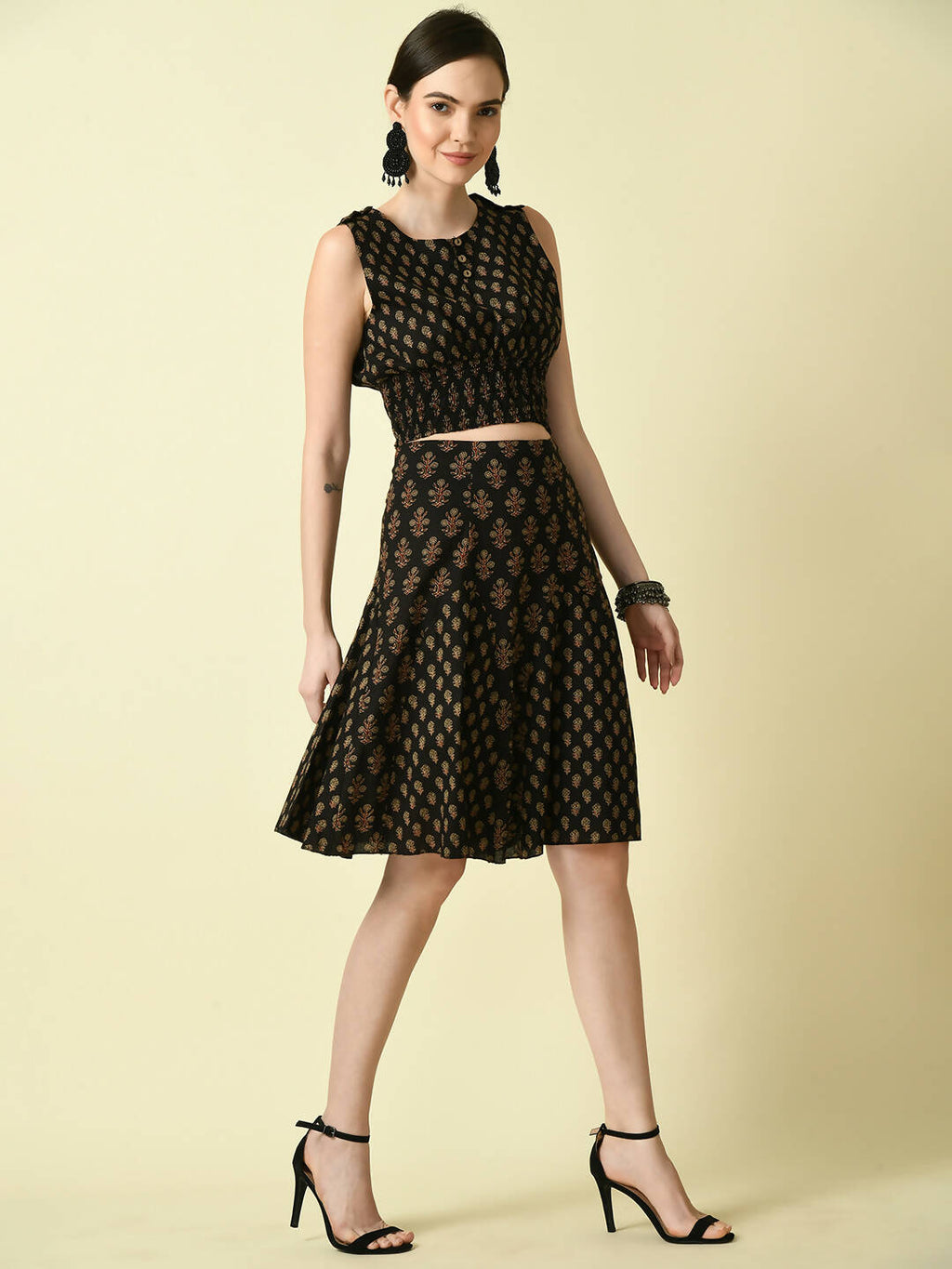 Myshka Women's Black Round Neck Top With Skirt