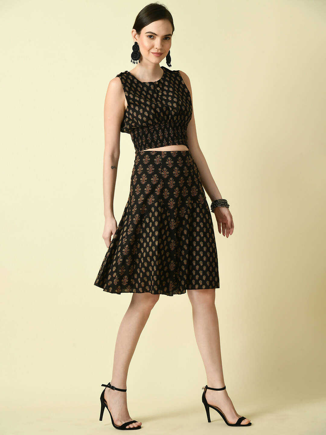 Myshka Women's Black Round Neck Top With Skirt