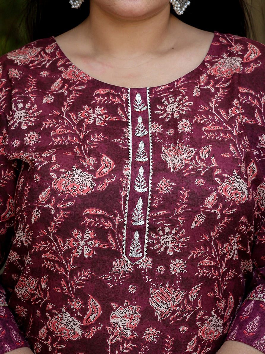 Yufta Floral Print Plus Size Gotta Patti Pure Cotton Kurta with Trousers & Dupatta