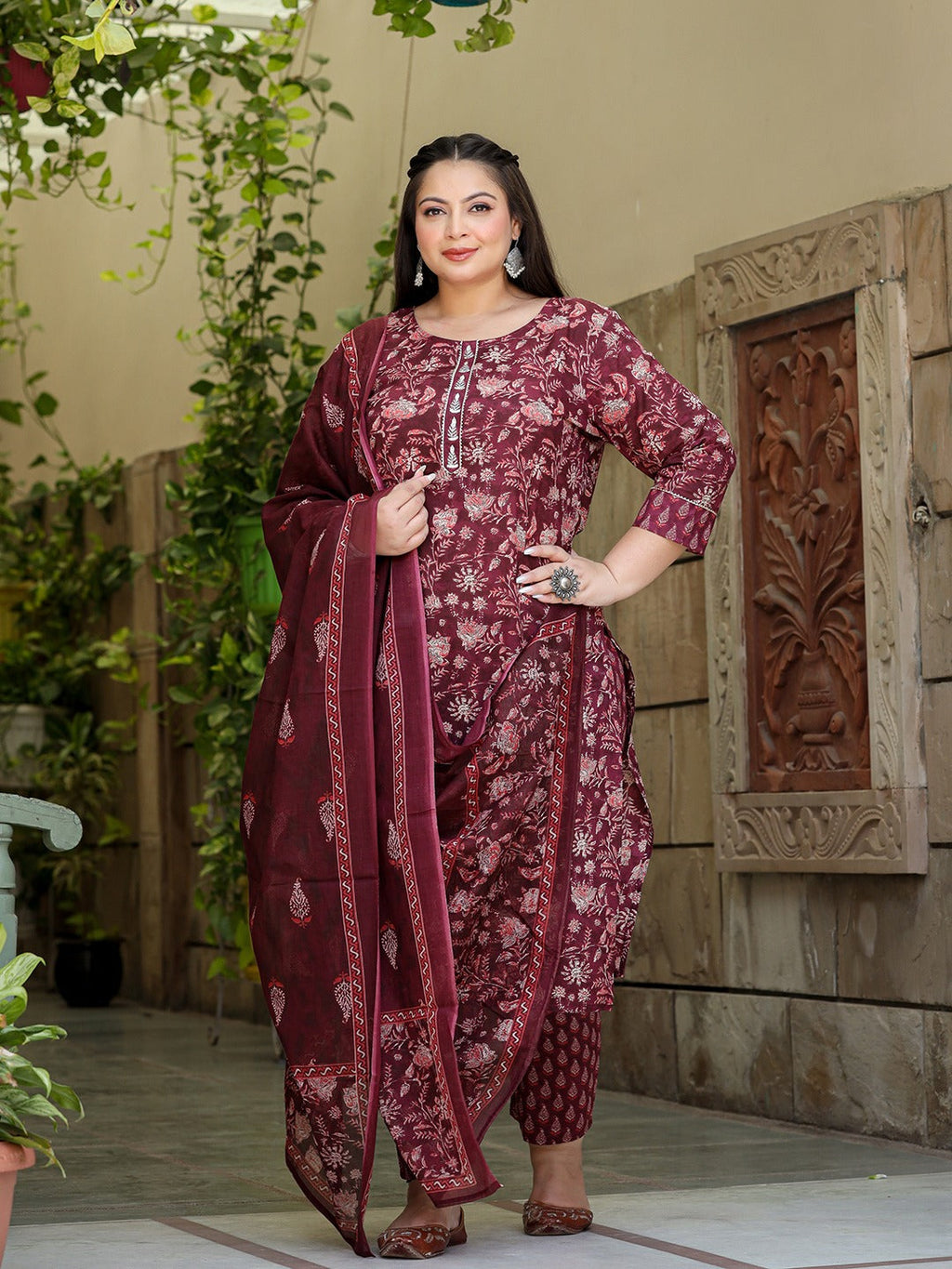 Yufta Floral Print Plus Size Gotta Patti Pure Cotton Kurta with Trousers & Dupatta