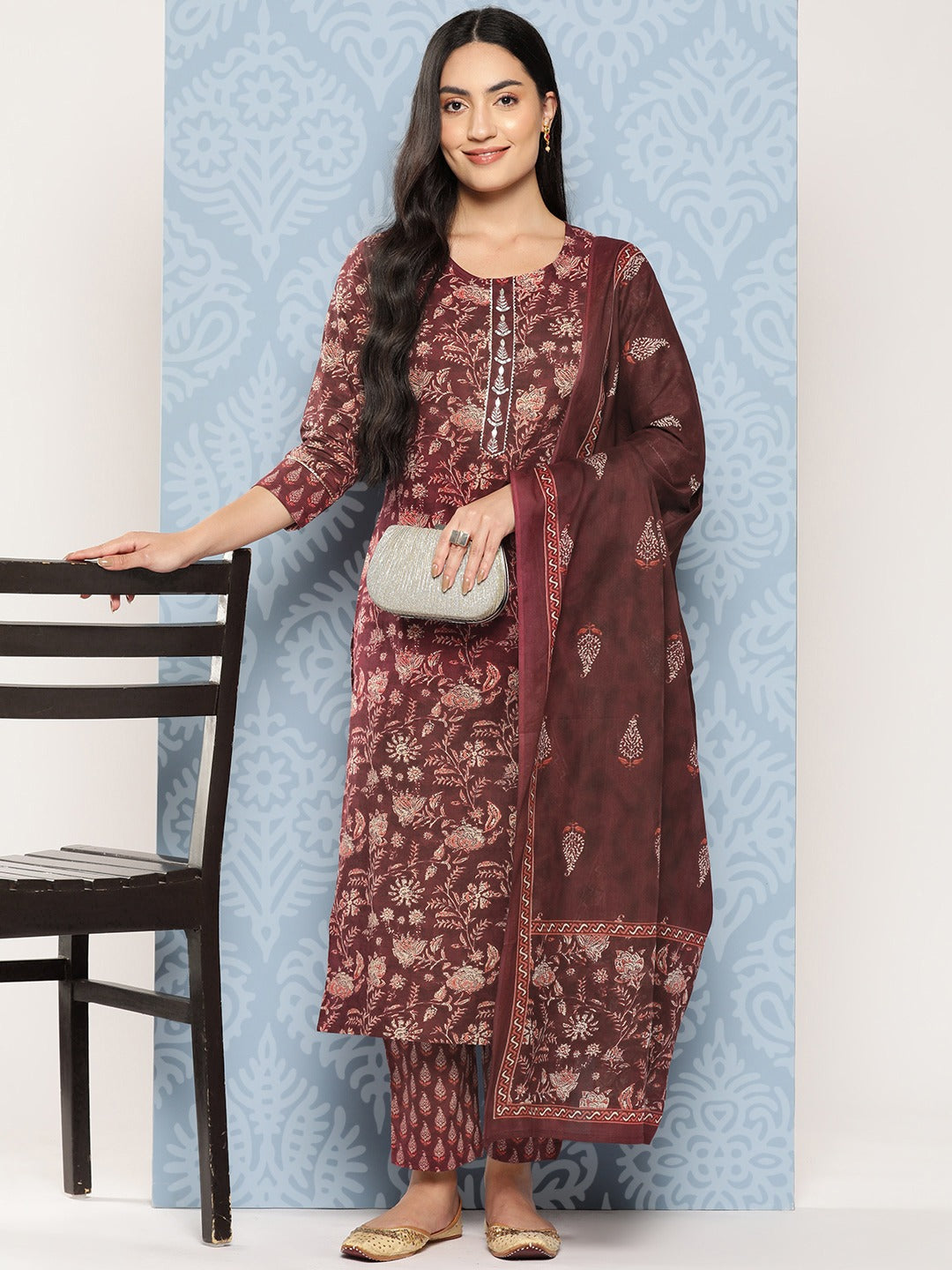 Yufta Floral Printed Regular Gotta Patti Pure Cotton Kurta with Trousers & Dupatta