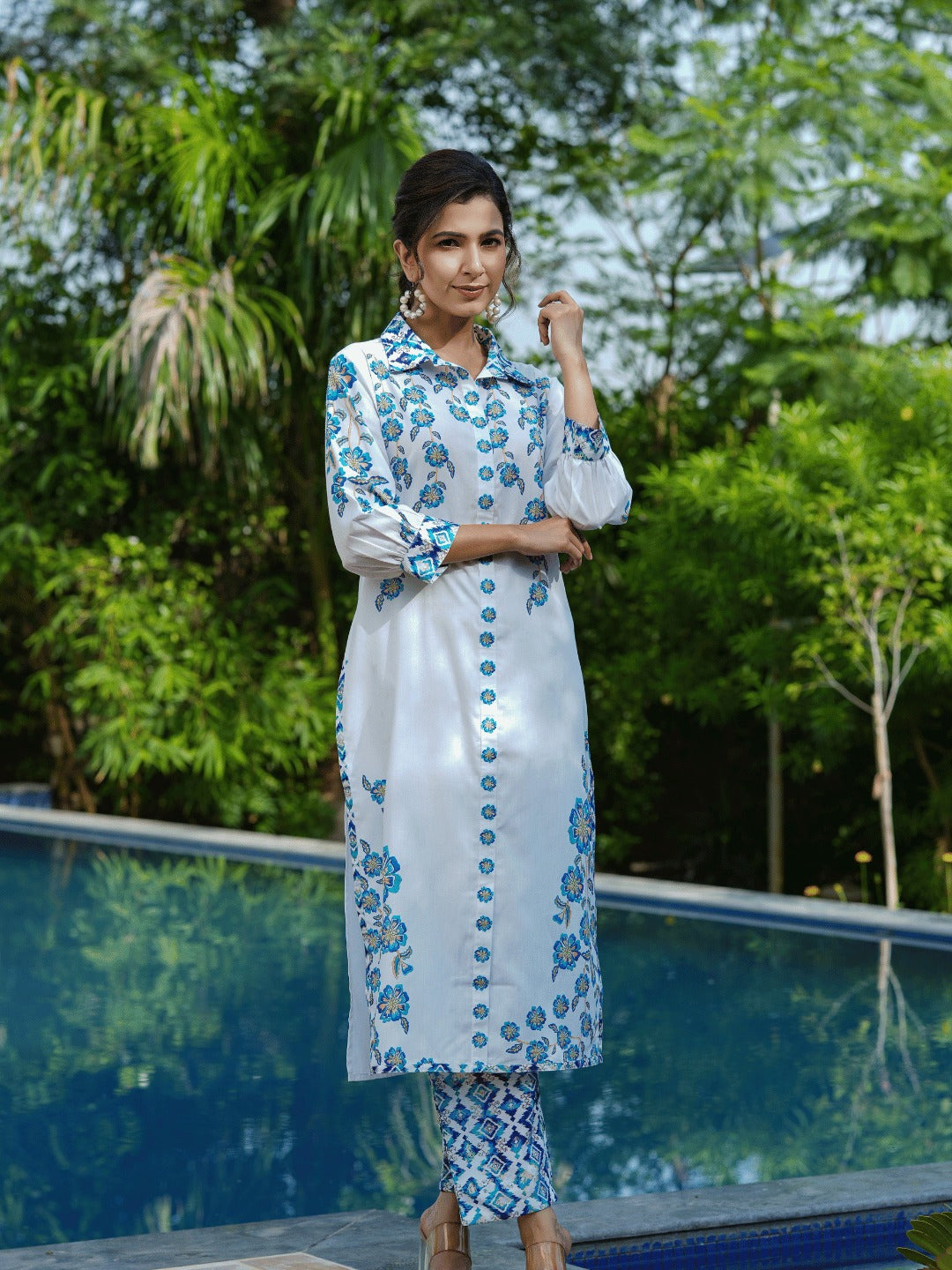 Yufta Blue White Printed Pure Cotton Kurta with Trousers