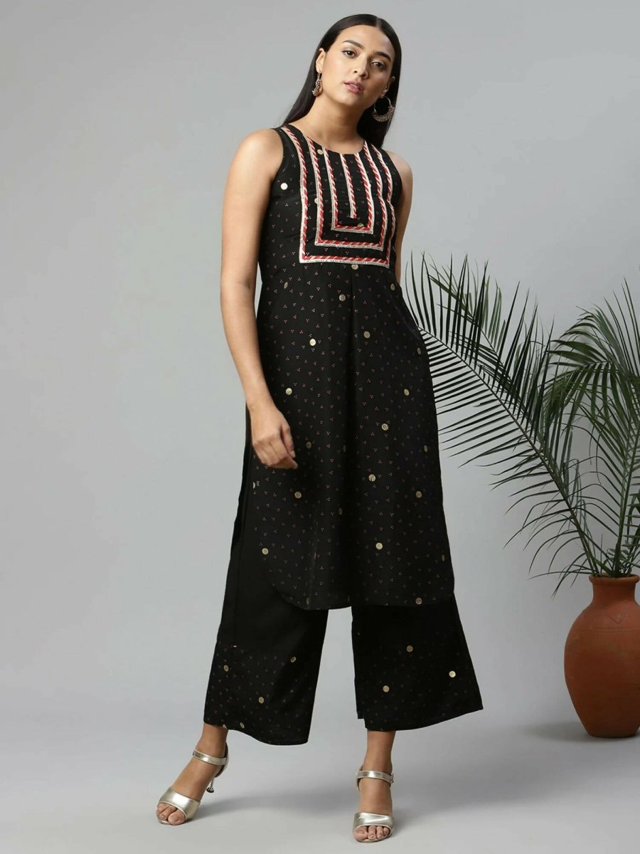 Ahalyaa Womens Black Crepe Printed Kurta Palazzo Set