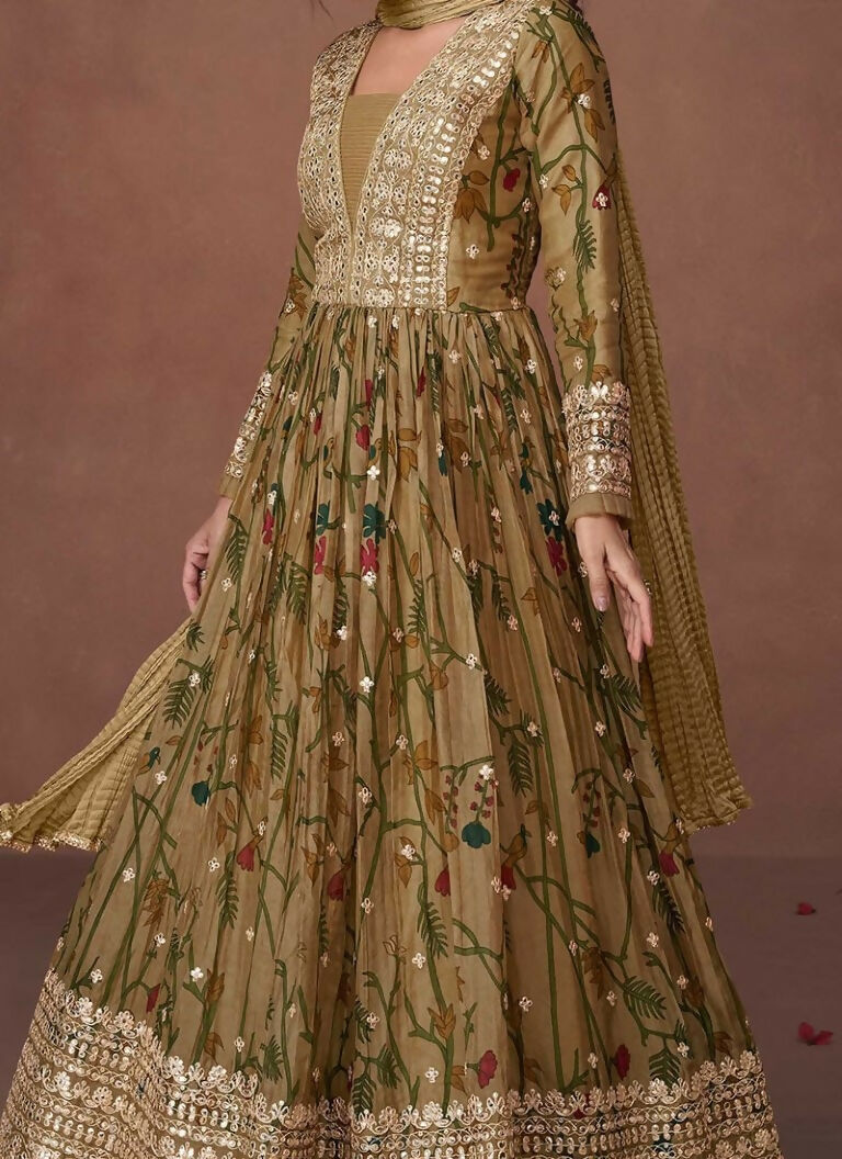 Vastranavya Green Organza Silk Floral Printed & Foil Mirror Work Anarkali Suit Set