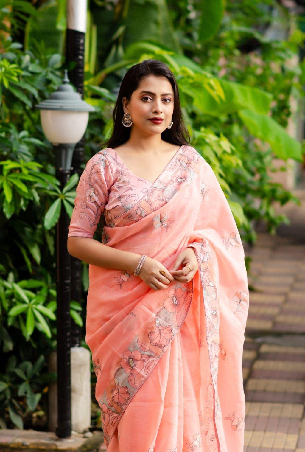 Pink Pure Linen Ethnic Motifs Saree with Unstitched Blouse - A2M