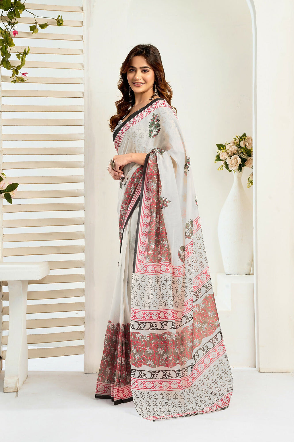 Vastranavya Green Digital Printed Linen Ready To Wear Designer Saree with Unstitched Blouse