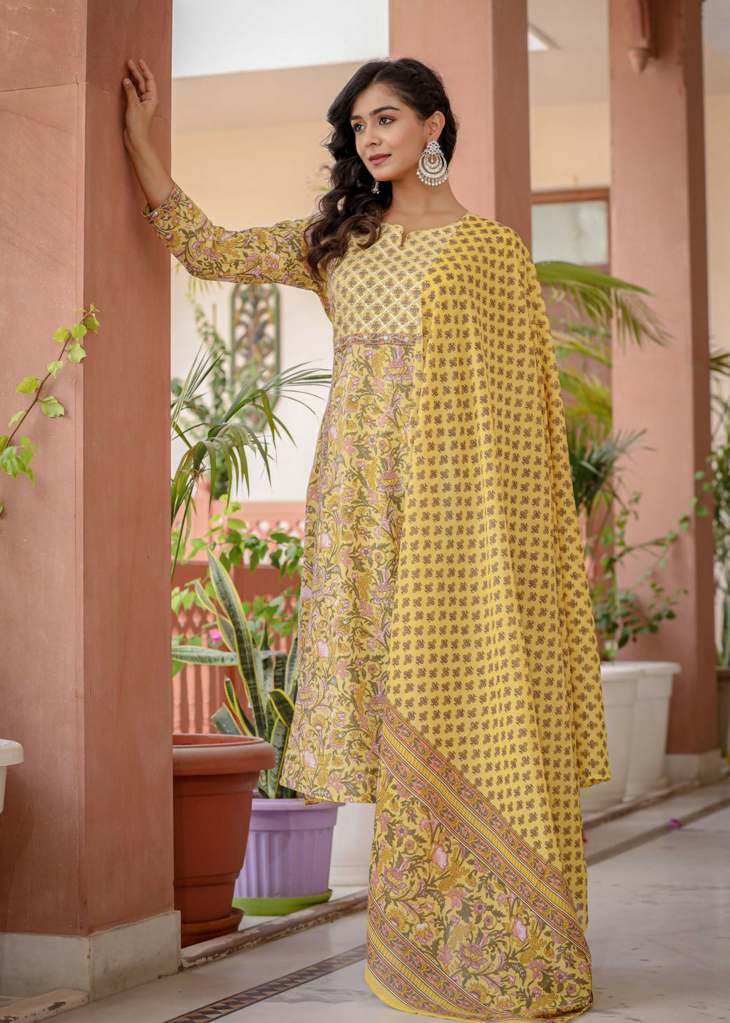 Kaajh Women's Yellow Floral Embroidered Cotton Kurta Pant Set With Dupatta