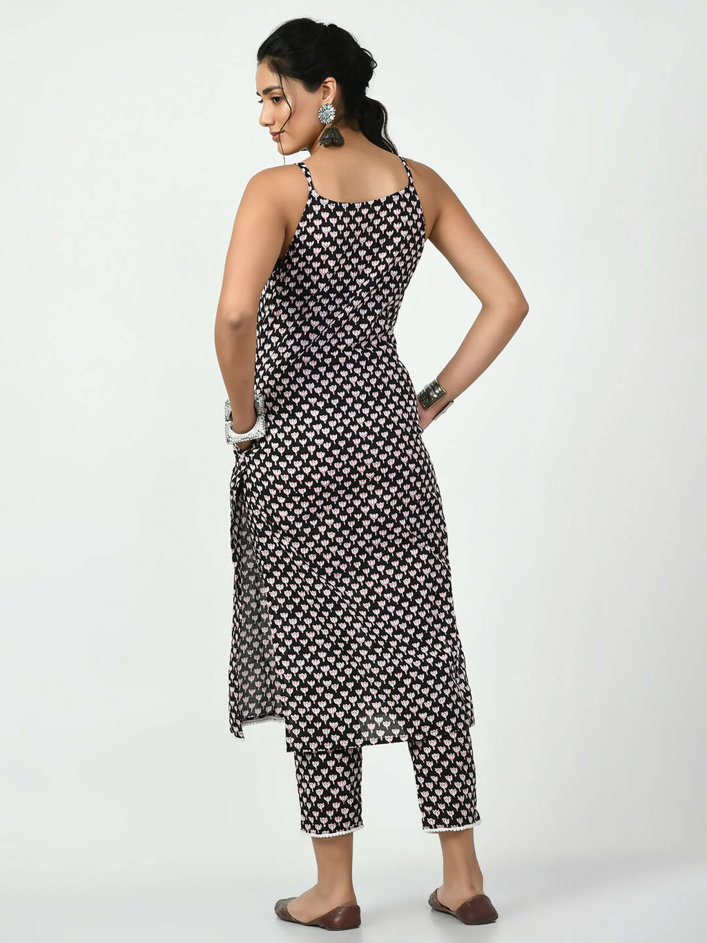 Myshka Women's Black Straight Printed Kurta