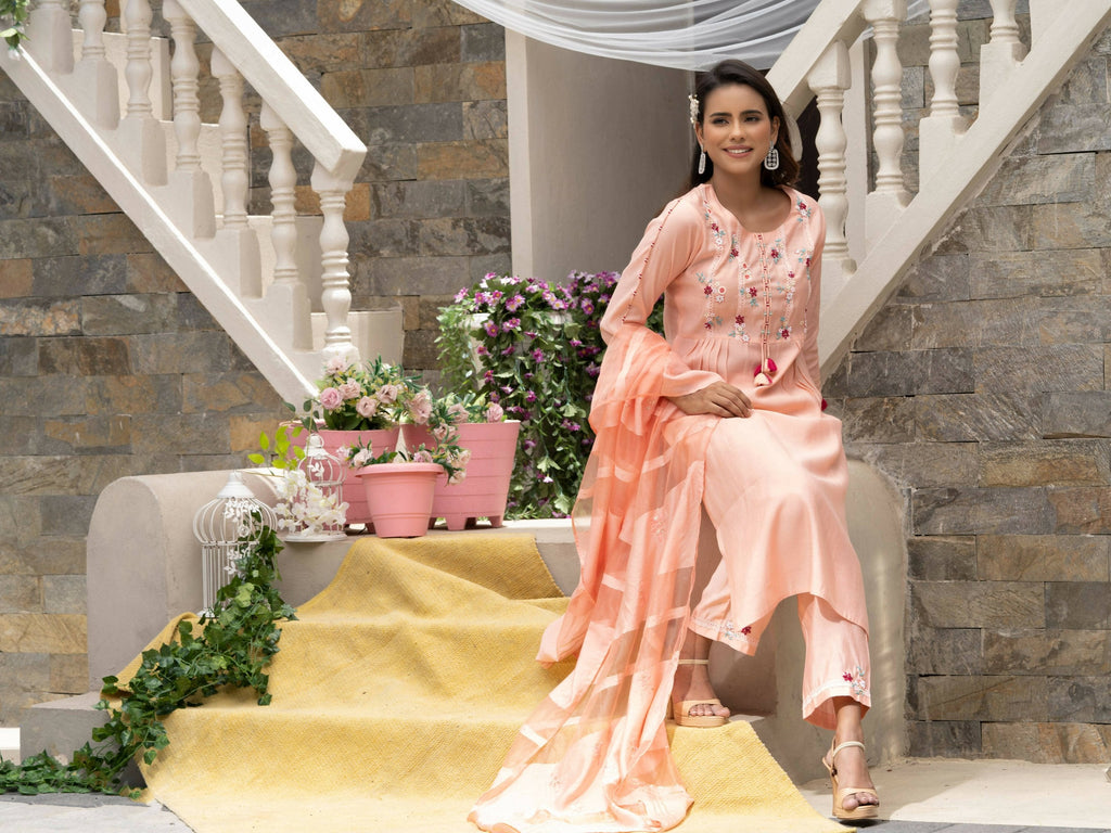 Peach Roman Silk Plain Kurta with Pant & Dupatta - Disha