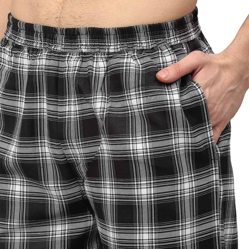 Jainish Men Black & White Checked Night suit