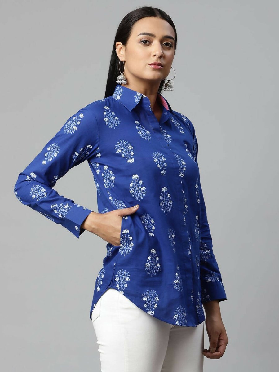Ahalyaa Women Royal Blue Crepe Printed Tunic