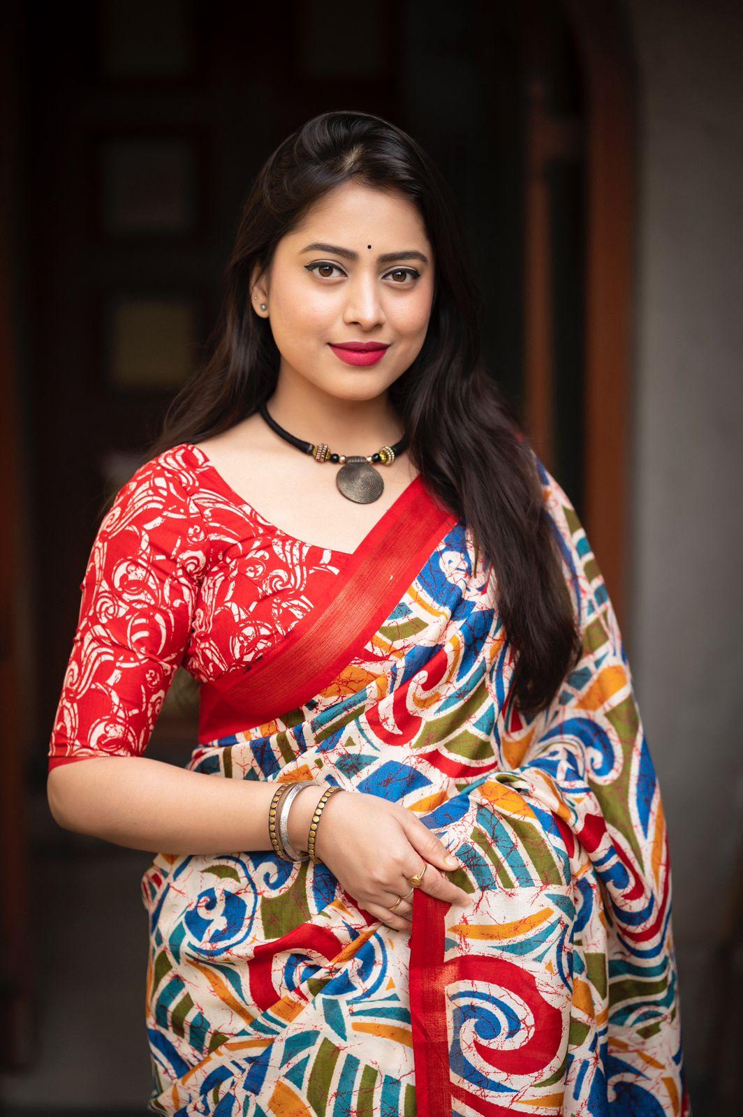 Red Cotton Crepe Batik Print Saree with Unstitched Blouse - Hiral Fashion