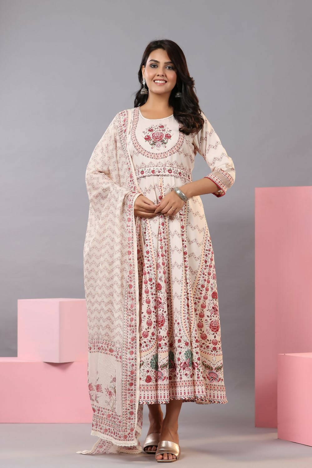 Juniper Women Ecru Rayon Floral Printed Kurta and Dupatta Set