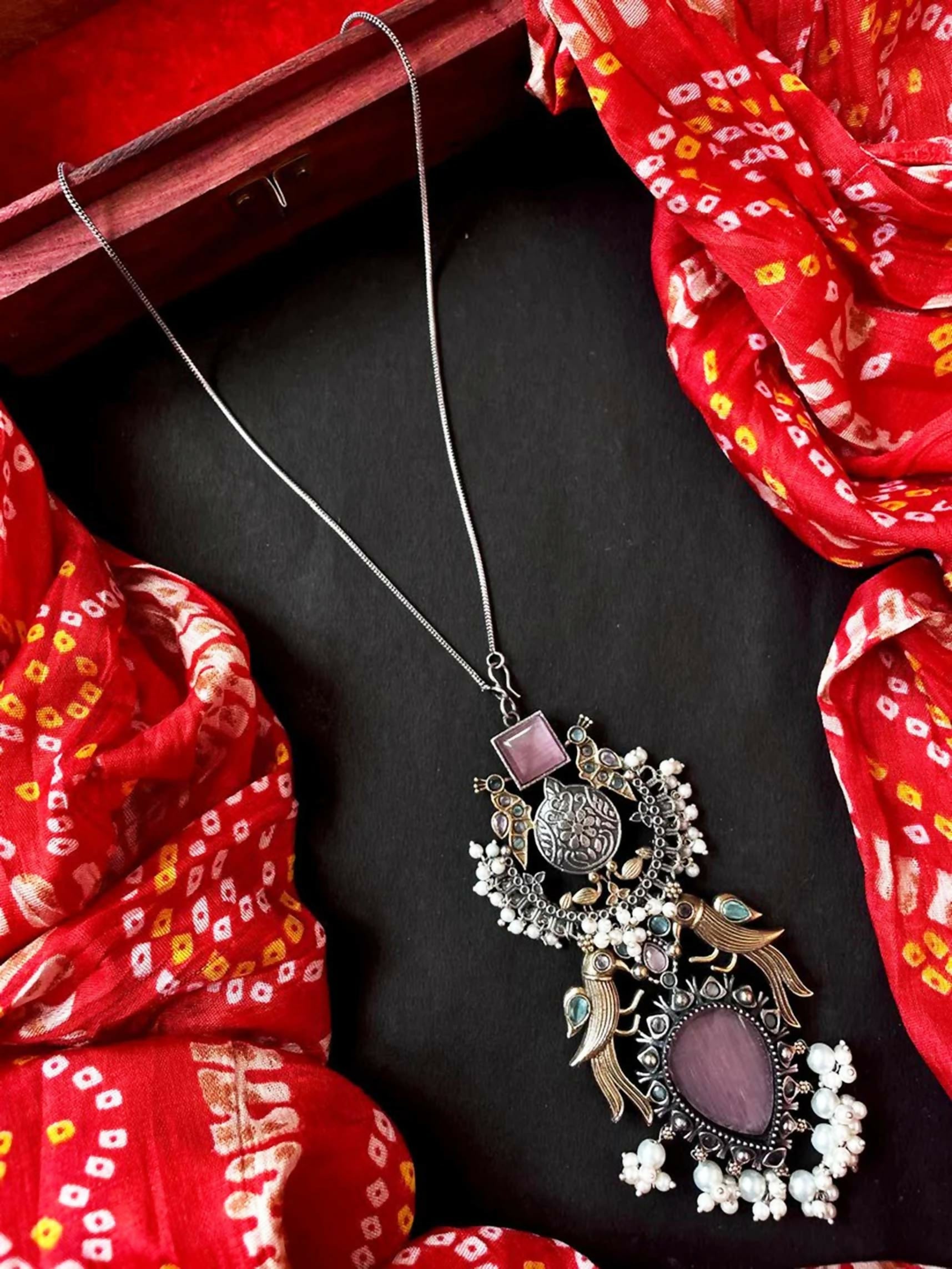 Joban Fashion Onion Pink Brass Monalisa Stone Dual Tone Beaded Pendant Chain Necklace