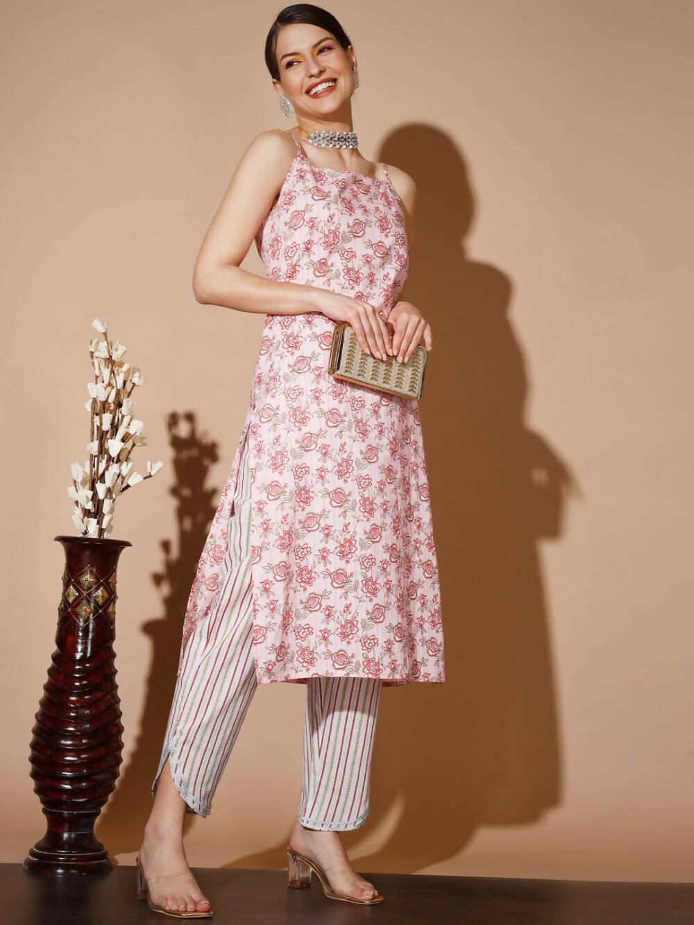Myshka Women Pink Printed Kurta & Trousers
