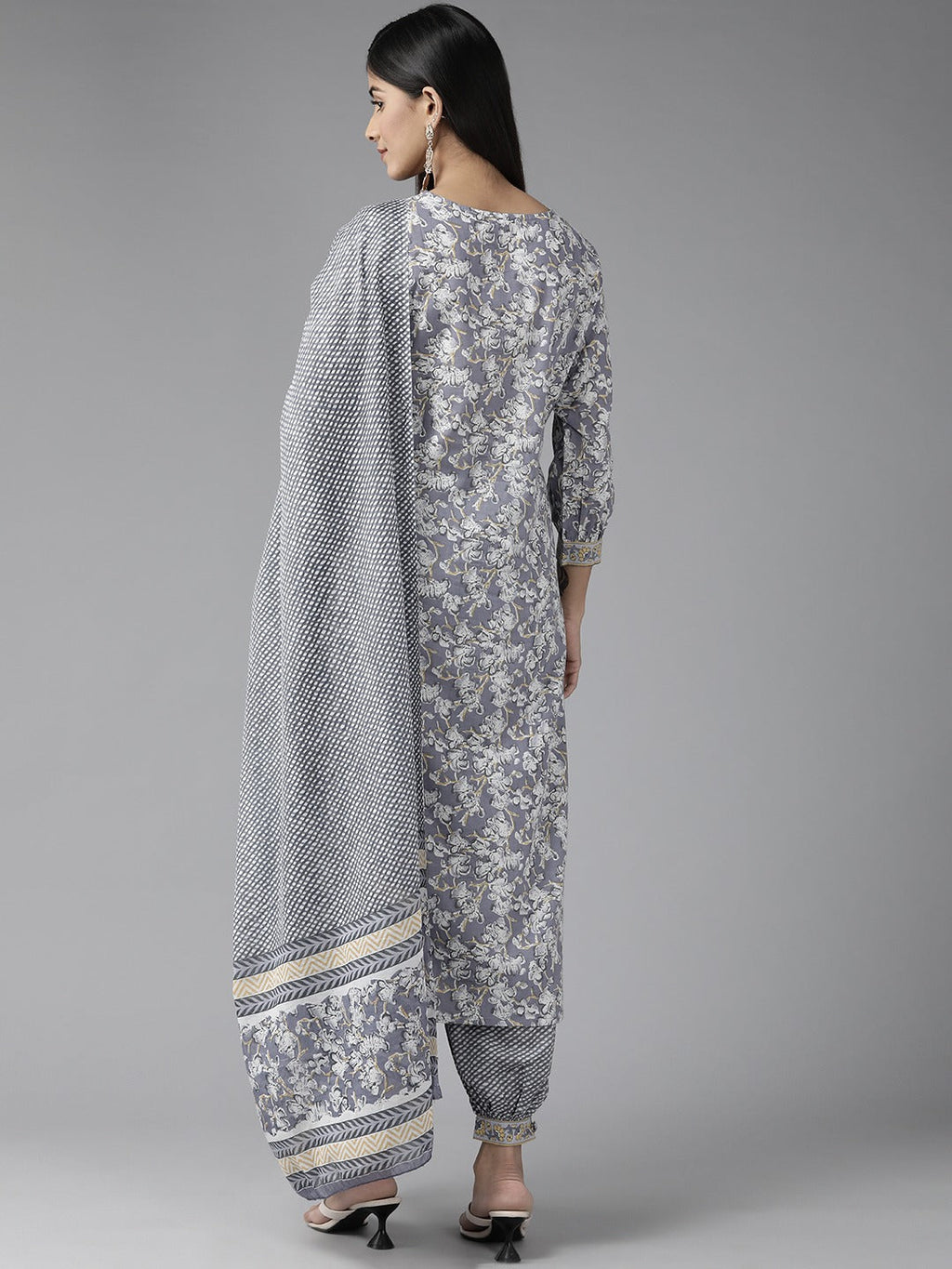 Yufta Grey Floral Printed Kurta Dupatta Set