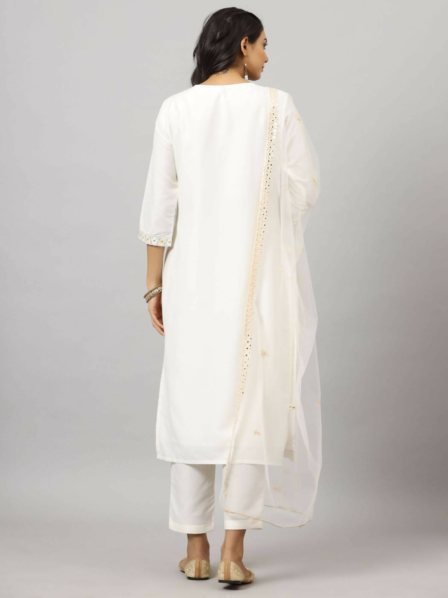 Juniper Women's White Chinnon Solid Embroidered Kurta Set