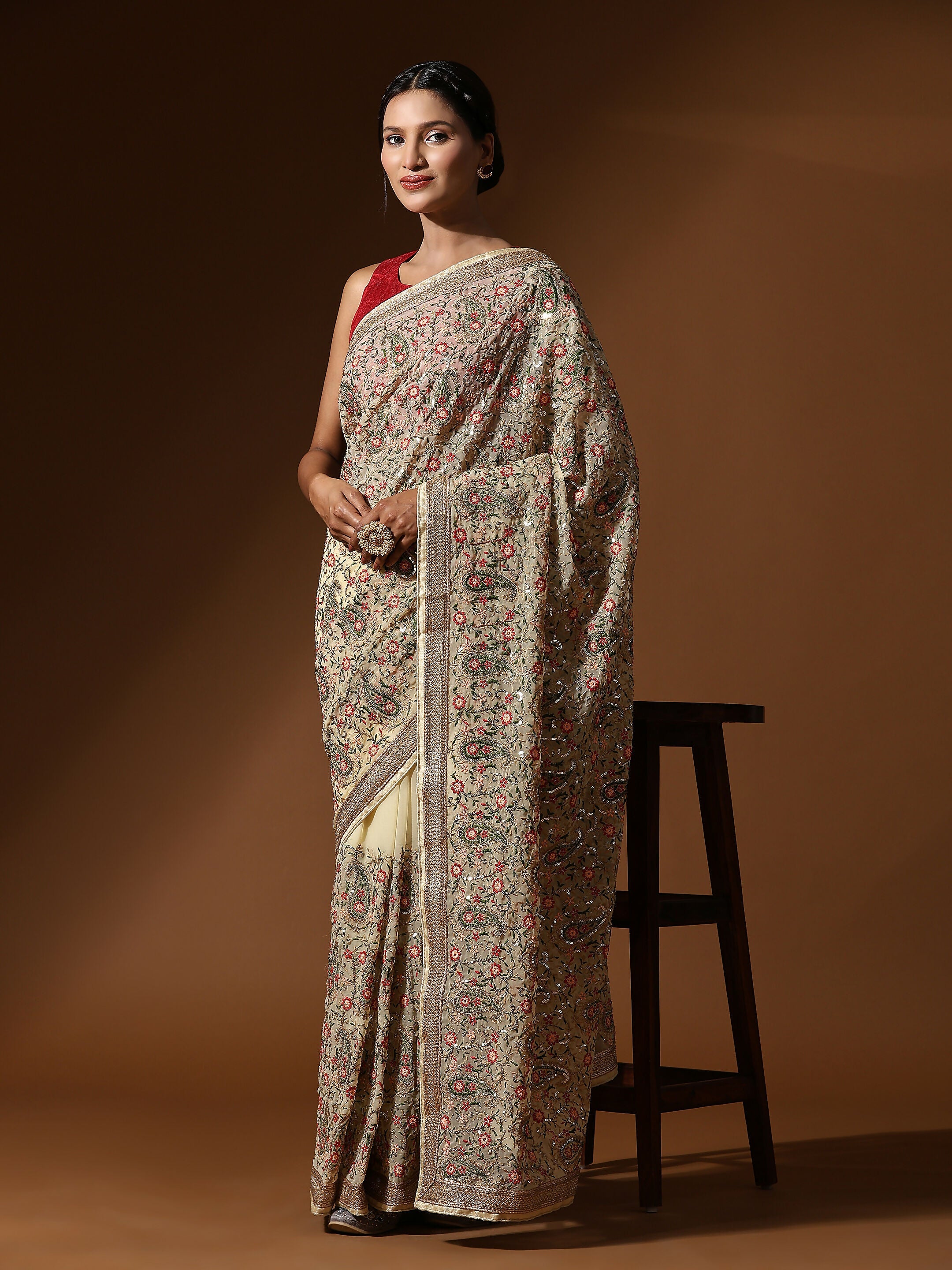Vamsee Kamini Cream Georgette Saree