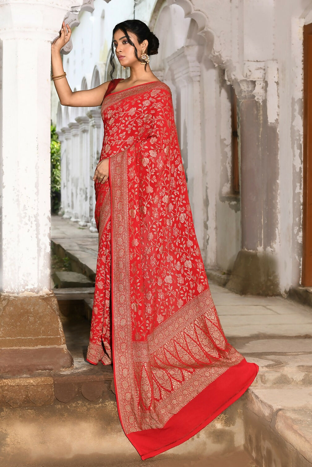 Joban Fashion Red Crepe Chiffon Banarasi Pure Handloom Banarasi Silk Saree