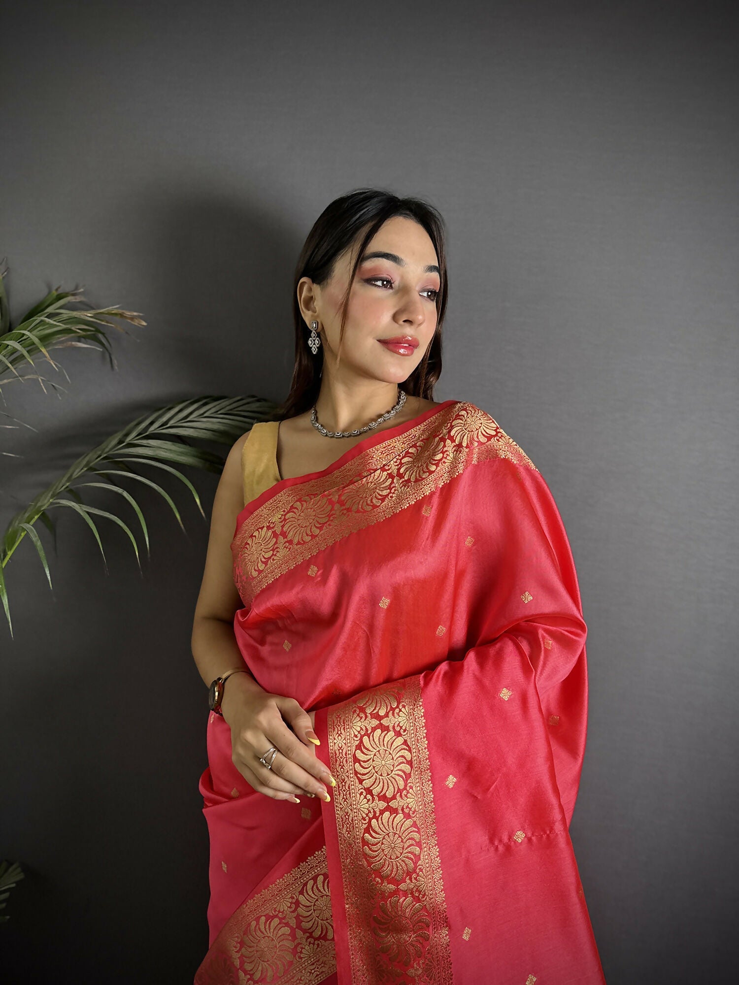 Joban Fashion Red Banarasi Cotton Silk Woven Saree