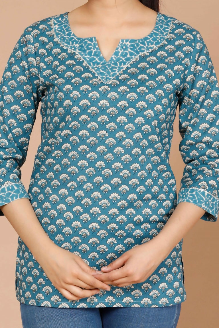 Miravan Women's Blue Floral Printed Pure Cotton Regular Kurti