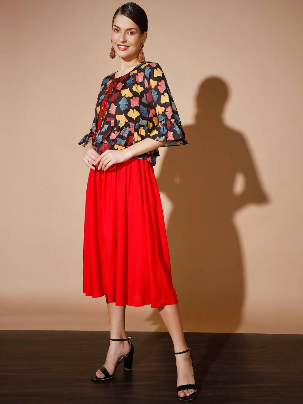 Myshka Women Multi Solid Dresses