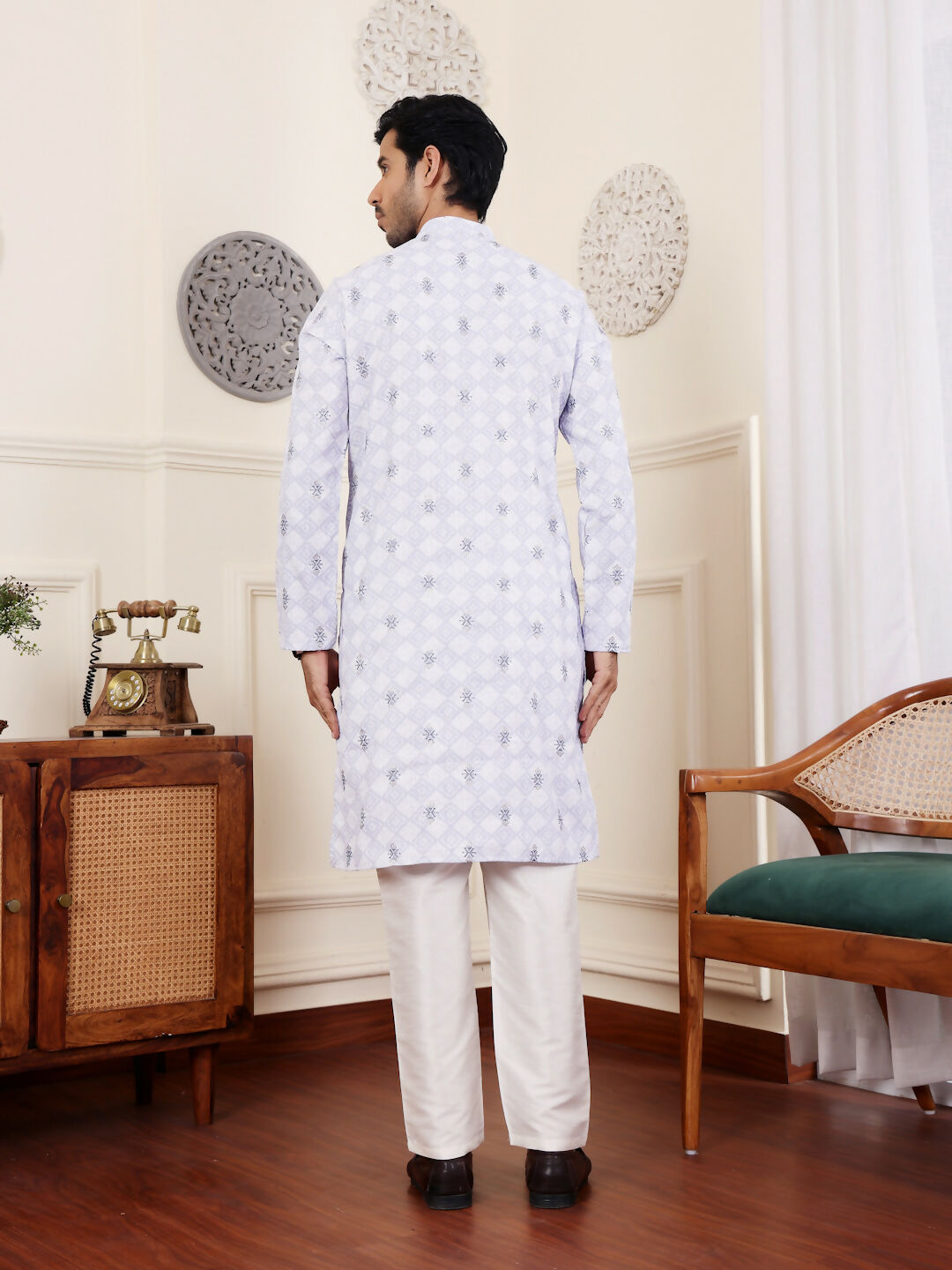 Light Purple Linen Designer Embroidery Work Men's Rajwadi Kurta Set - Mahotsav