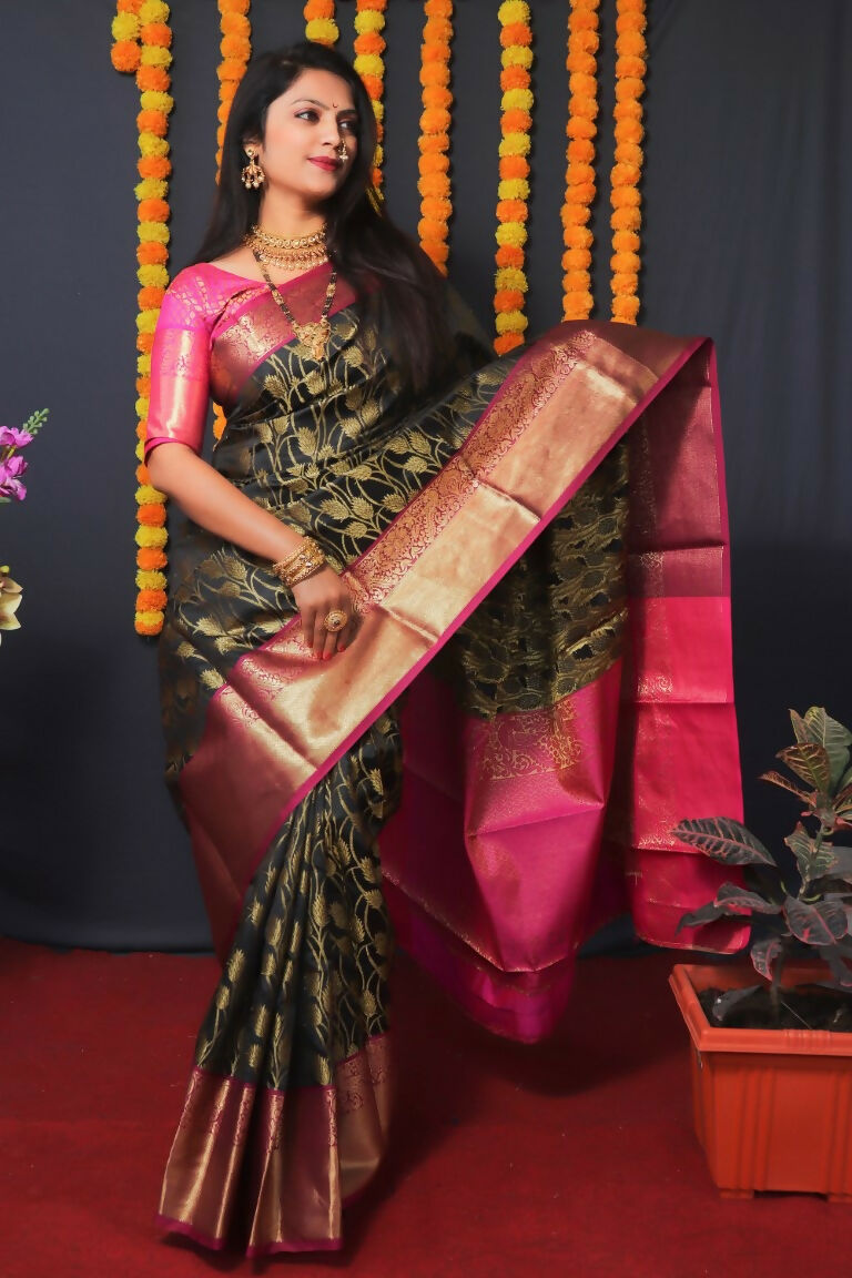 Jyoti Fashion Women's Black Kanjivaram Silk Zari Woven Saree with Blouse