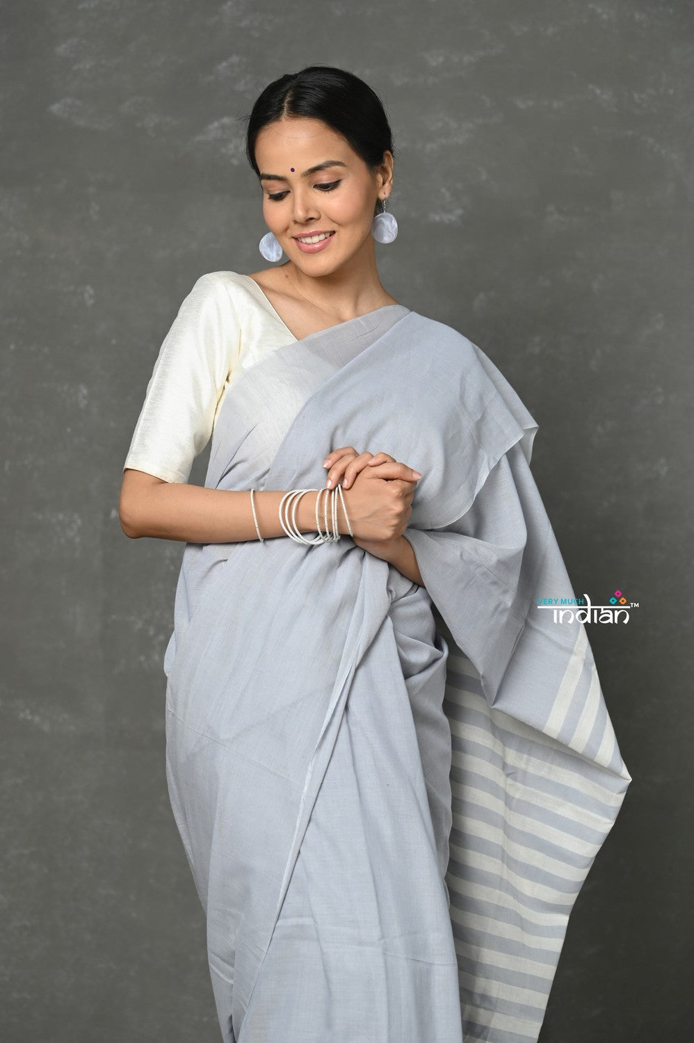 Very Much Indian Tyohaar - Pure Mul Cotton Handloom Saree - Grey