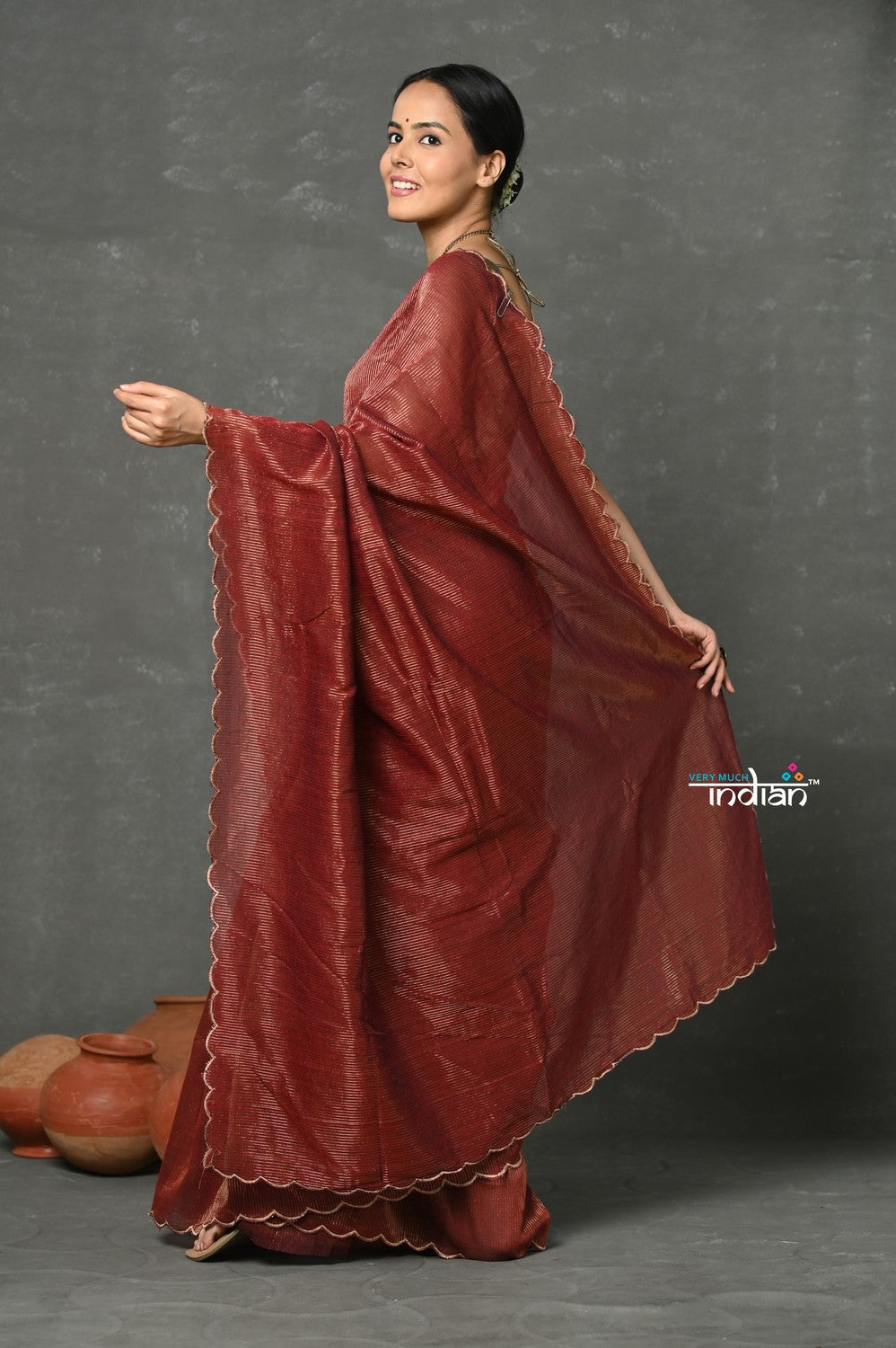 Very Much Indian Tyohaar - Mul Cotton Zari Design Handloom Woven Saree - Maroon