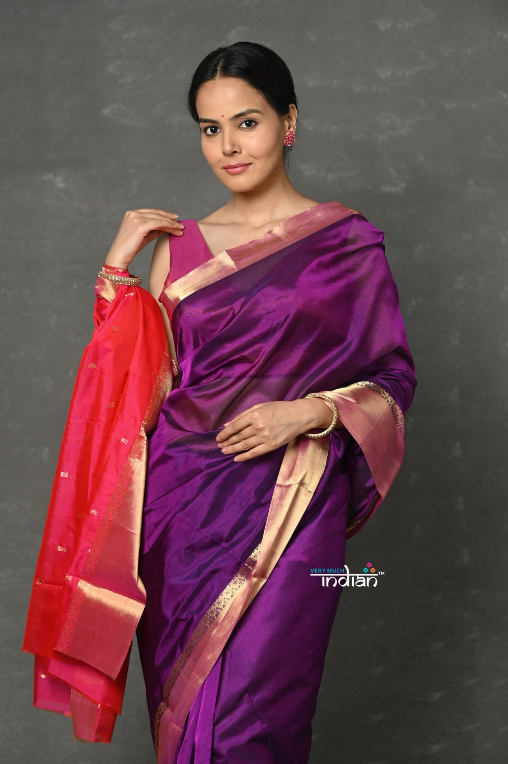 Very Much Indian Tyohaar - Handloom Pure Chanderi Cotton Silk Saree With Golden Border - Purple Pink