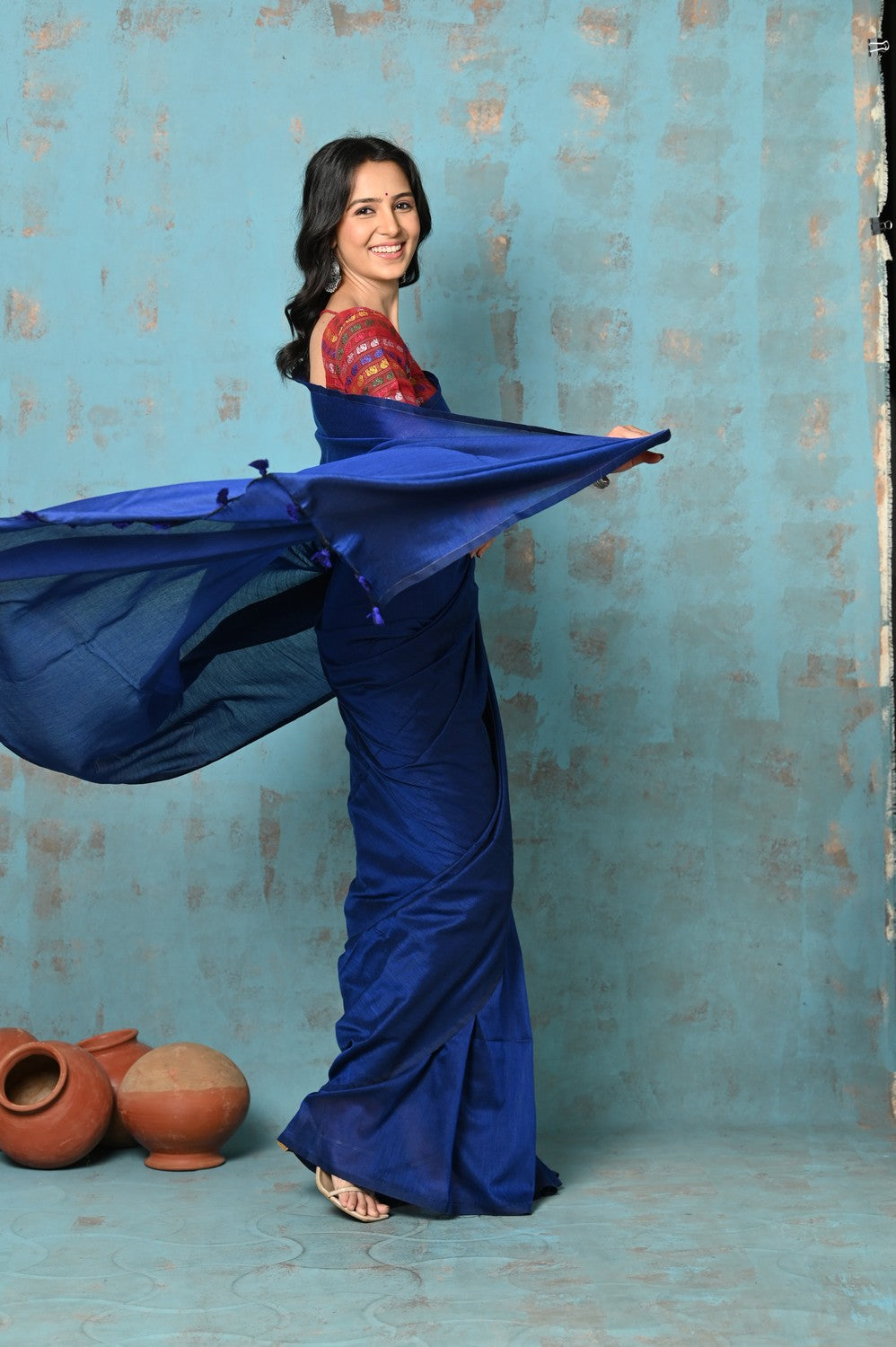 Very Much Indian Tyohaar - Mul Cotton Handloom Woven Saree - Navy Blue