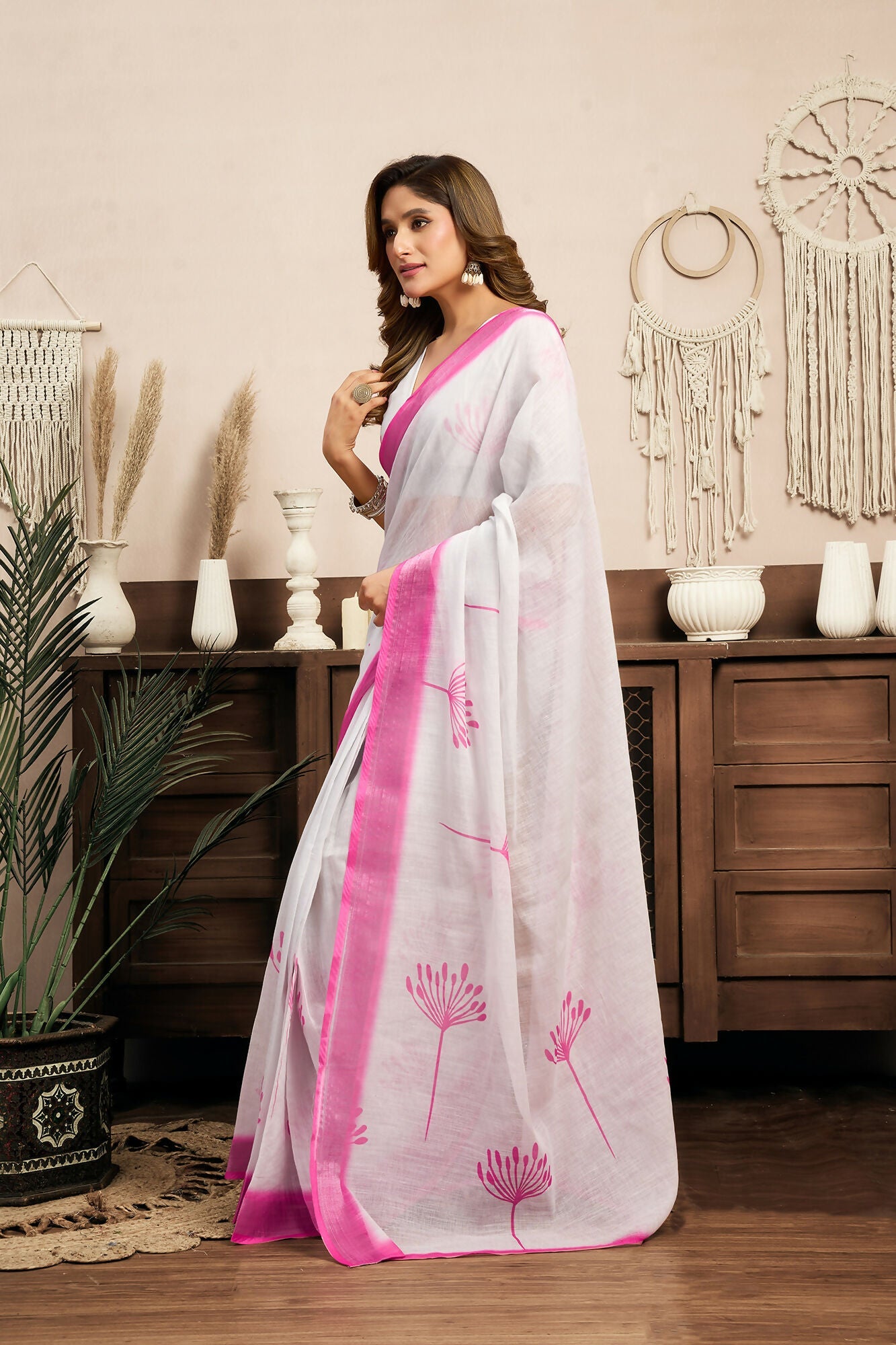 Vastranavya White Digital Printed Linen Ready To Wear Designer Saree with Unstitched Blouse